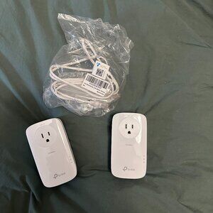 tp-link 2-Port Passthrough Powerline Starter Kit